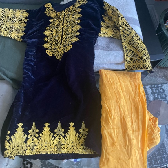 Indian dresses - Picture 2 of 15